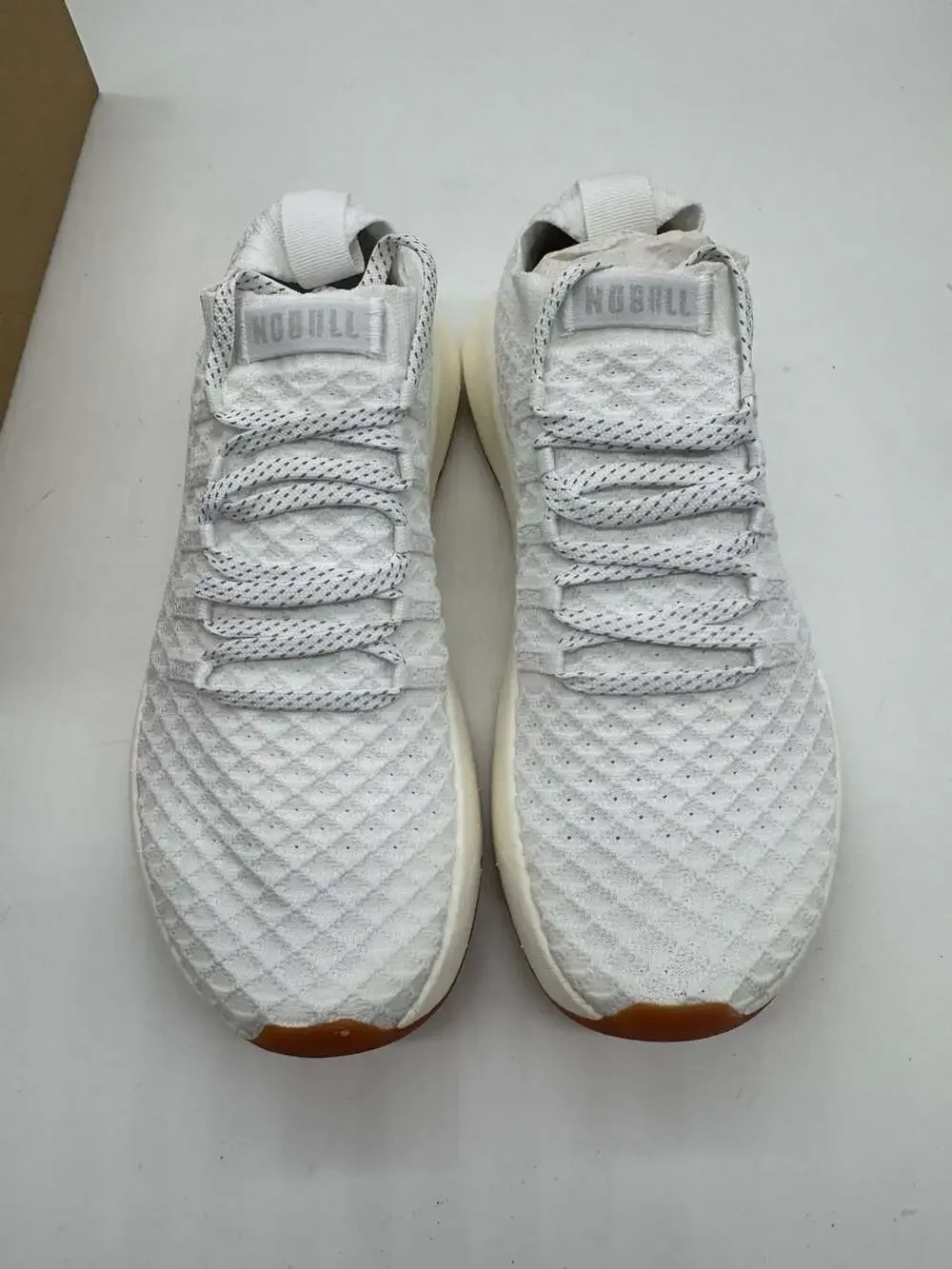 NIB- NOBULL Drive Knit Size 7.5 White Sneakers